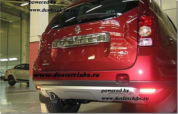 renault-duster-first-photos-leaked-medium_1