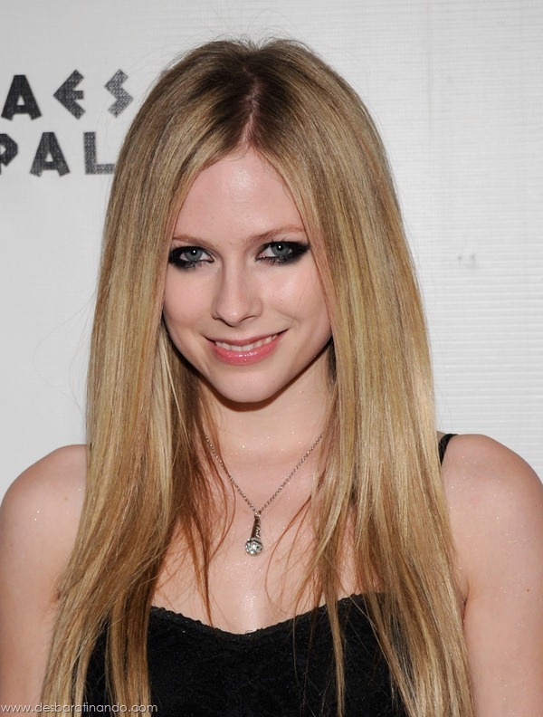 avril-lavigne-linda-sensual-sexy-nude-biquine-bikine-desbaratinando-sexta-proibida (70) avril-lavigne-linda-sensual-sexy-nude-biquine-bikine-desbaratinando-sexta-proibida (70)