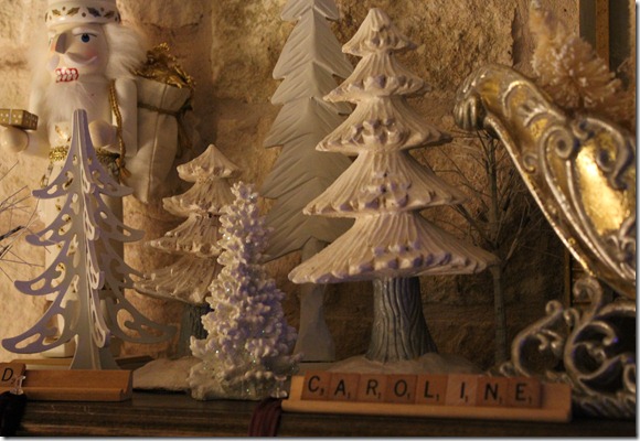 christmas mantle 3