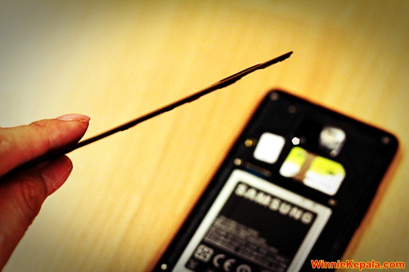 [2011-06-Samsung-Galaxy-S2-Review-007%255B1%255D.jpg]