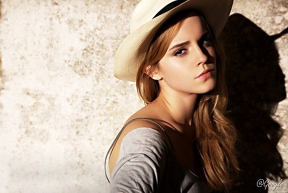 emma-watson-2011-fashion_1366x768_large