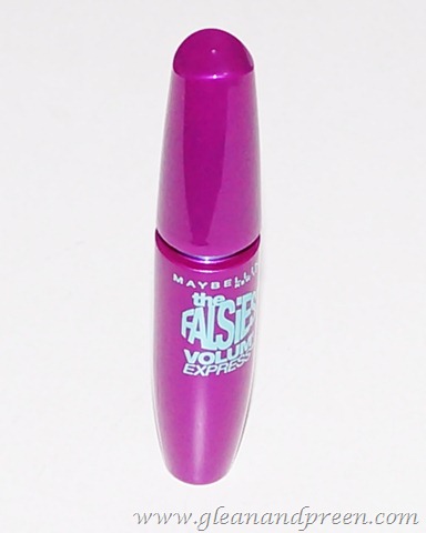 [Maybelline%2520Volume%2520Express%2520The%2520Falsies%2520Mascara%2520Review%255B2%255D.jpg]