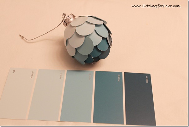 DIY Ombre Christmas Ornament from Setting for Four #Christmas #DIY #Tutorial #Ombre #Ornament