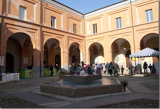 001 ciambello e vino novello 2011