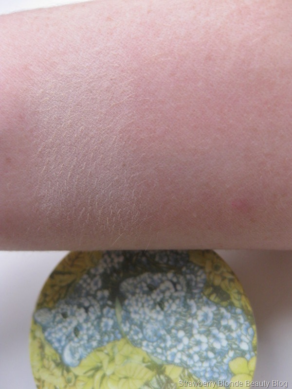 [PaulJoe-Pressed-Powder-UV-004-swatch%255B1%255D.jpg]