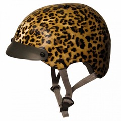 sawako-furuno-leopard-helmet