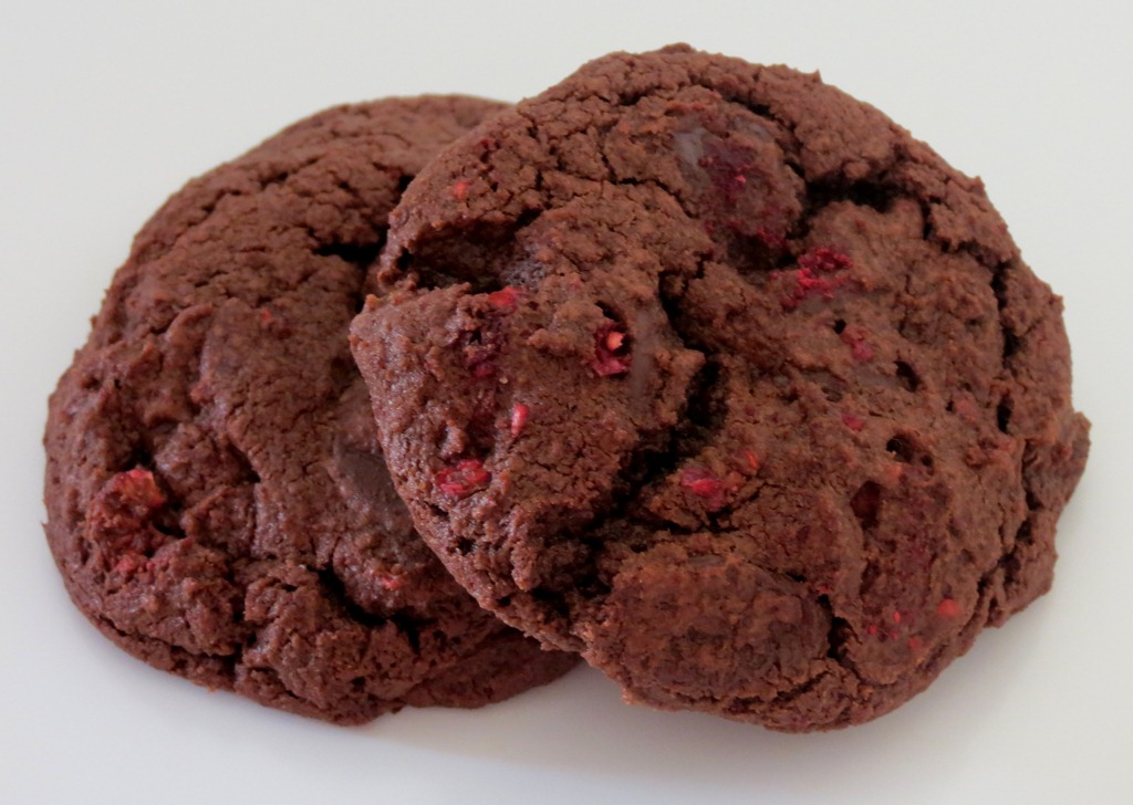 [Totally%2520Chocolate%2520Raspberry%2520Chocolate%2520Chip%2520Cookies%255B4%255D.jpg]