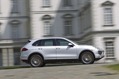 2013-Porsche-Cayenne-Diesel-07