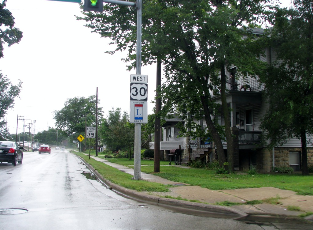 [4572%2520Illinois%2520-%2520Joliet%252C%2520IL%2520-%2520Lincoln%2520Highway%2520%2528US-30%2529%2528Cass%2520St%2529%255B3%255D.jpg]