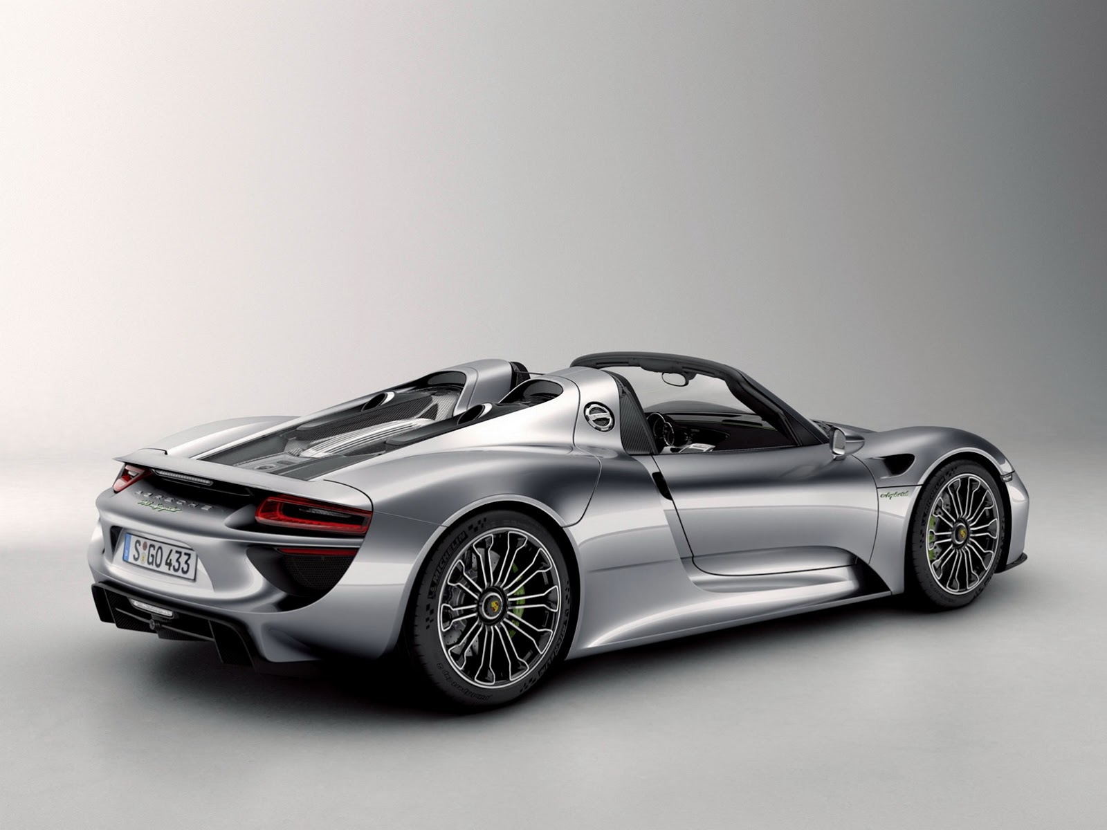 Porsche-918-Spyder-2%25255B4%25255D.jpg