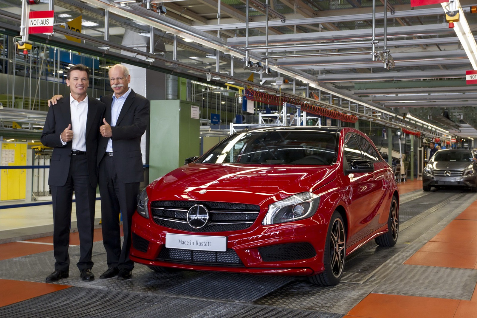 [2013-Mercedes-A-Class-2%255B2%255D.jpg]