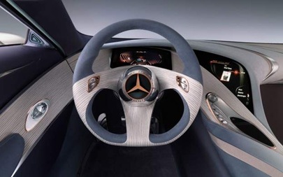 Mercedes-Benz-F125-3D-cockpit