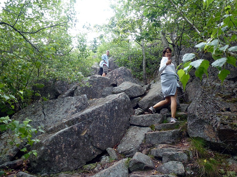 [07c%2520-%2520Conners%2520Nubble%2520-%2520.2%2520miles%2520up%2520up%2520up%255B2%255D.jpg]