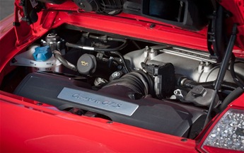 2011-Porsche-Carrera-GTS-engine