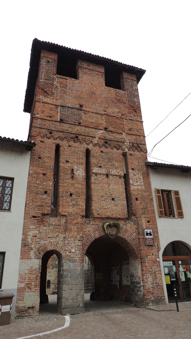 [2013-03-23-Ricetto-Candelo-0016.jpg]
