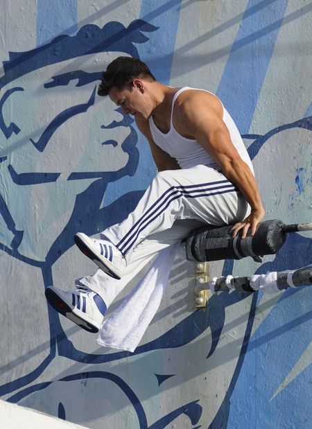 Pain and Gain set MW 04