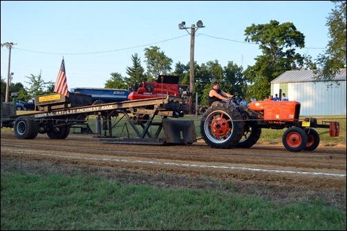 antique tractor pull