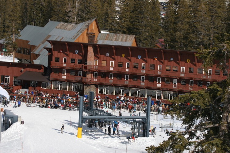 [disney_sugar_bowl_ski_resort%255B10%255D.jpg]