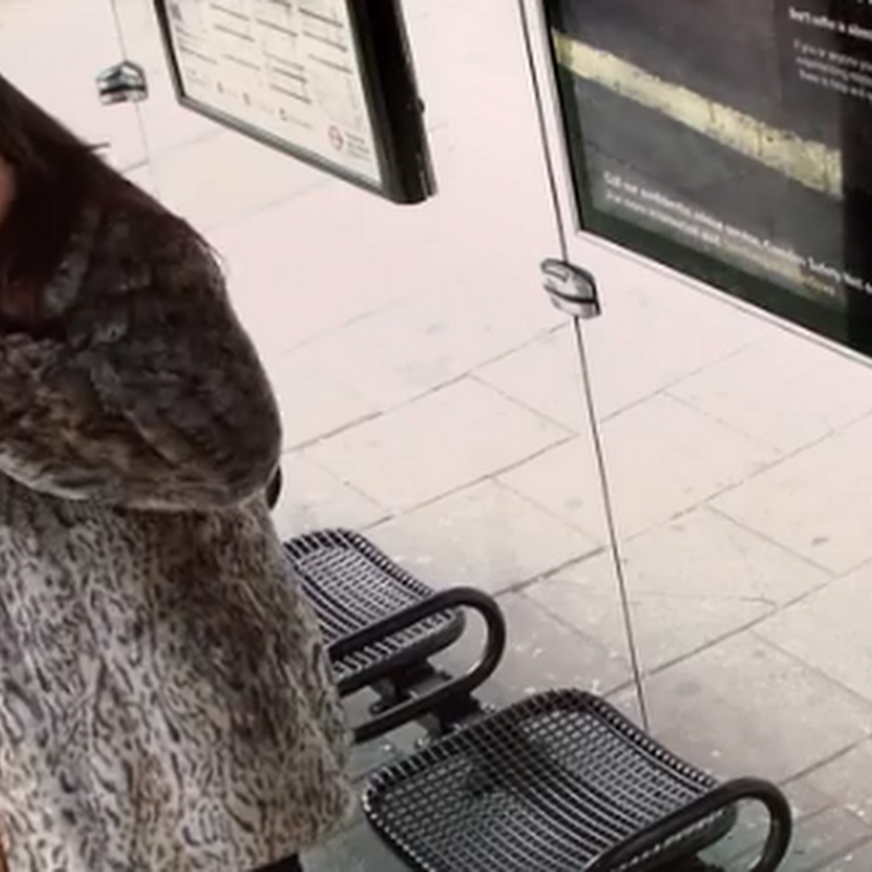 Pepsi sorprende en parada de autobús
