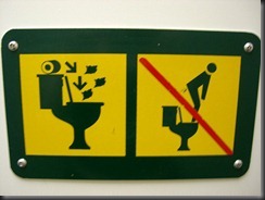 a96744_funny-sign-toilet-superman