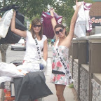 Hannah & Nicole 5531_1125319866484_1631760027_298047_5690035_n.jpg