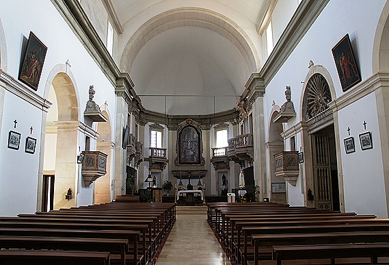 Ourem - Castelo - interior da igreja matriz 1