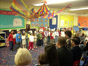 Dragonflies and Penguins doing their performance.