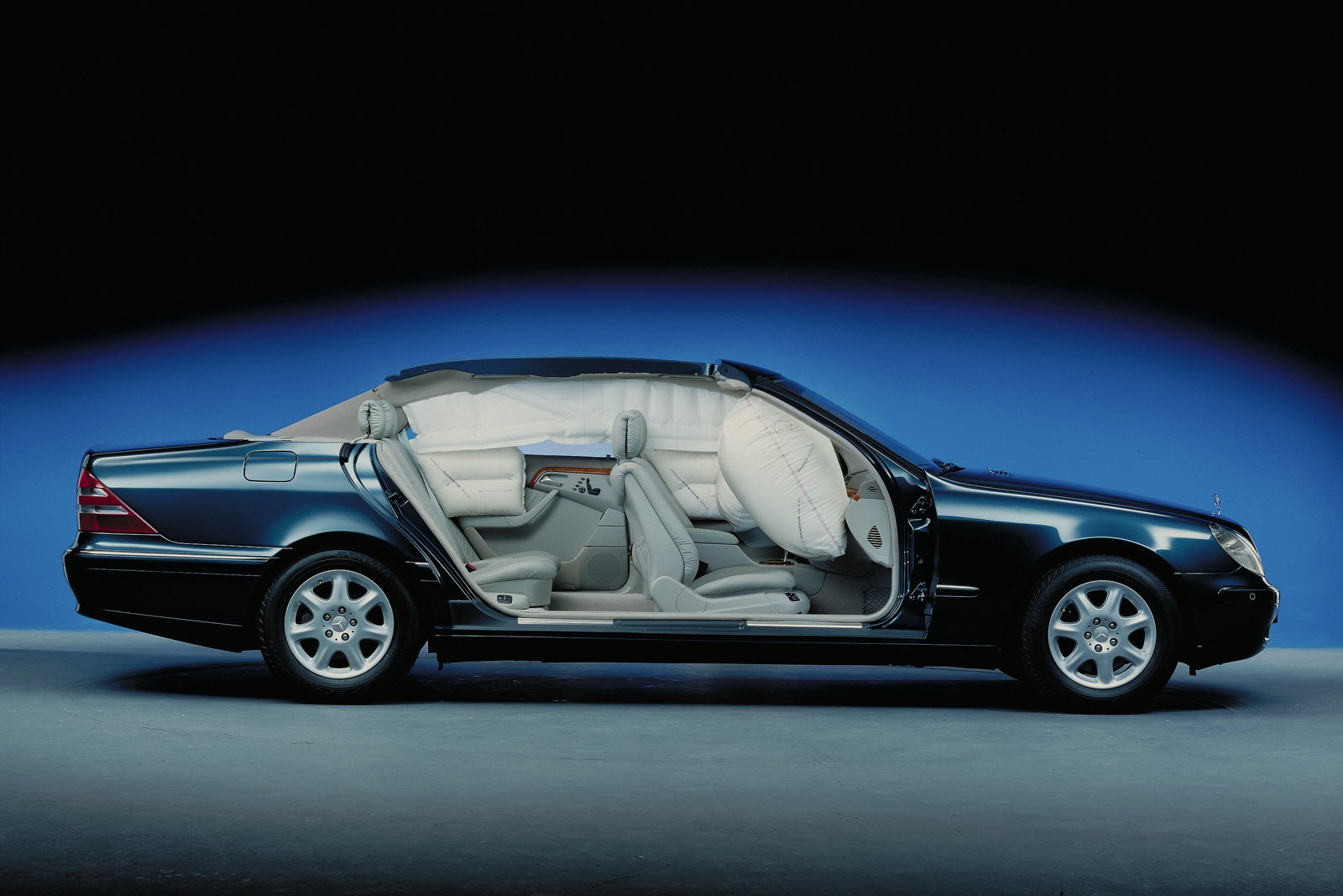 [Mercedes-Benz-S-Class-Tradition-55%255B2%255D.jpg]