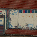 "Honey's" - copyright David Thompson