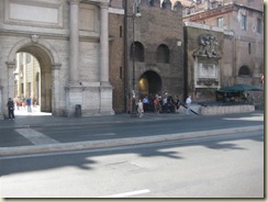 Where is E - Piazza del Popolo (Small)