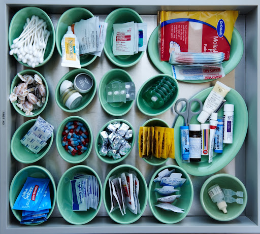 Martha organizes her first-aid supplies in small containers in a kitchen drawer. Practical and very pretty. Martha organizes her first-aid supplies in small containers in a kitchen drawer. Practical and very pretty.