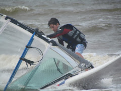 Rian muita garra nos seus 12 anos de idade. Parabens!!! Fotos do evento Janeiro 2012 Campeonato Brasileiro de Slalom e Sulamericano de RSX, Bic e Race Board. Foto numero 2892. Fotografia (fotografias) da MGW Brasil Windsurfing Team - Meu Garoto Windsurf. Venha aprender com o campeão, George Rebello (Meu Garoto). Aula e aluguel de equipamentos para windsurf. Personal windsurf. Guarderia MGW.  aula aulas windsurf guarderia de surf windsurfing in the surfboards buzios rio janeiro e kitesurf slalom fun funboard freestyle búzios rj cabo frio videos fanatic formula prancha