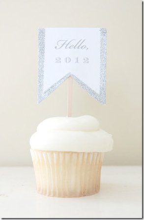 2012 cupcake topper