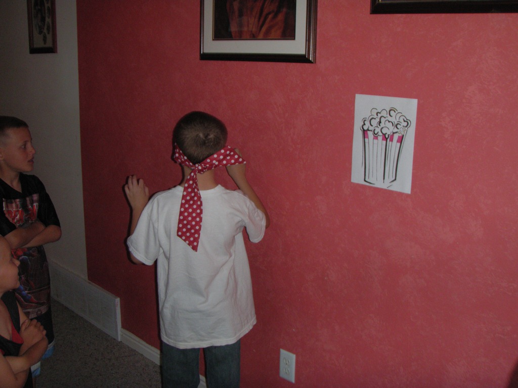[Tylers%25209th%2520Birthday%2520June%25202011%2520010%255B8%255D.jpg]