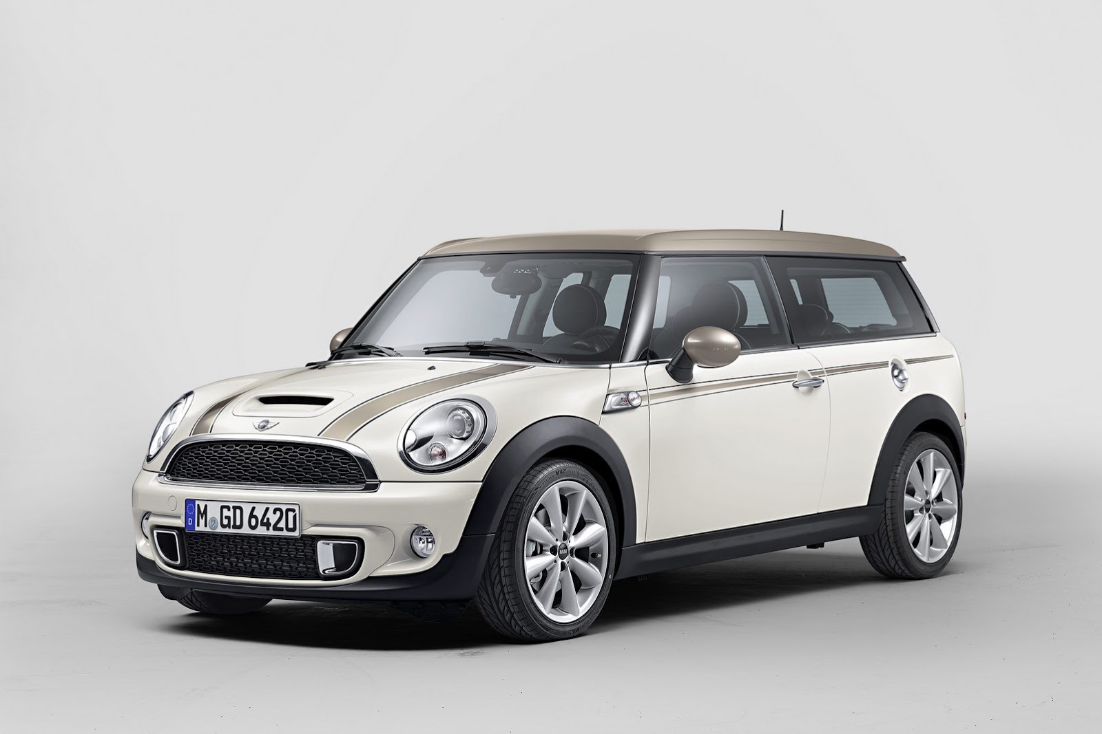Mini-Clubman-Bond-Street-21[2].jpg