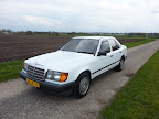 Mercedes-Benz W124 250D Arcticwit 1986