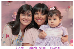 Fotos do evento Maria Alice  (01 ano) - 16.09.11. Foto numero 09 da Social Click Fotografia Digital, do Rio de Janeiro, RJ, que faz fotos divertidas, fotos malucas, fotos com fantasias, fotos na hora, fotografia maluca, fotografia divertida com molduras personalizadas. fotos divertidas malucas foto maluca animadas animado rj rio de janeiro divertida fantasia animada engraçadas 15 anos debutante noivos casamentos