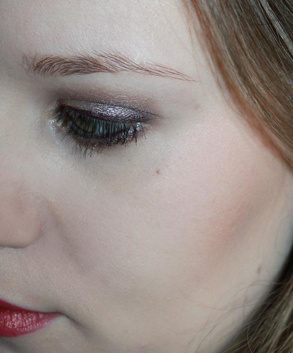[amu%2520chanel%2520illusoire%2520mac%2520dark%2520diversion%25204%255B6%255D.jpg]