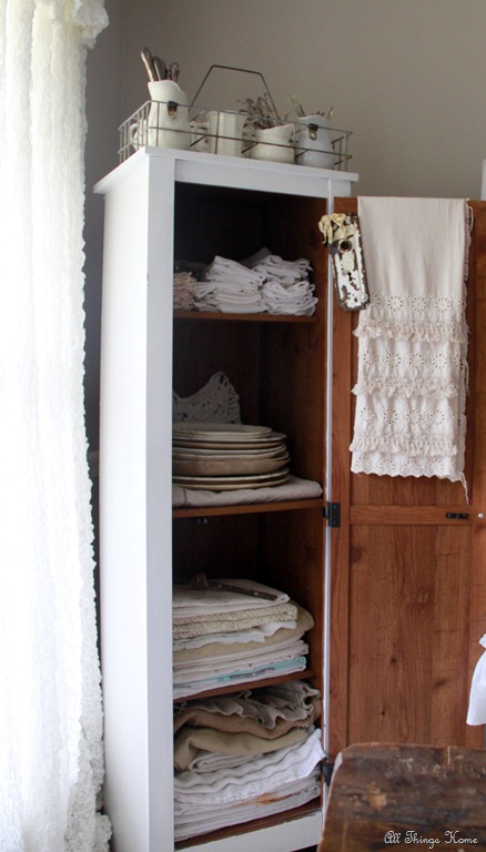 [linen-cabinet6.jpg]