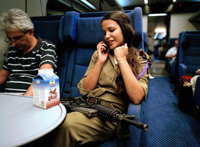 [israeli-defense-girls-19%255B3%255D.jpg]