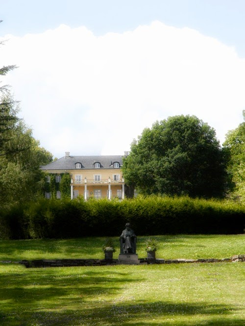 18 18