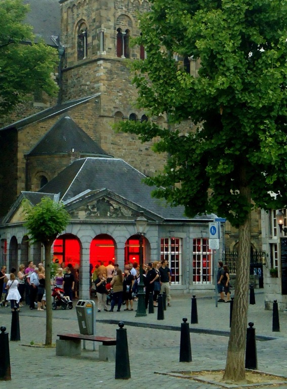 [DSC04744%255B5%255D.jpg]