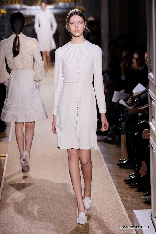 valentino-haute-couture-spring-2012-pfw38.jpg