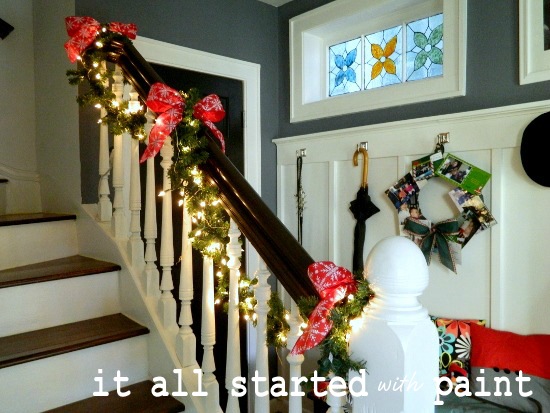 [Xmas%2520entry%2520wreath%2520%2528550x413%2529%255B4%255D.jpg]