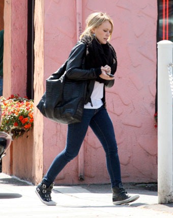 [Hilary_Duff_6%255B5%255D.jpg]