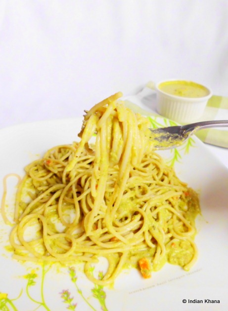[Spaghetti-pasta-with-spinach-pesto-r%255B1%255D.jpg]