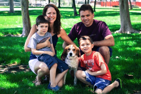 965208_192401997585121_1752219330_o.jpg family photo