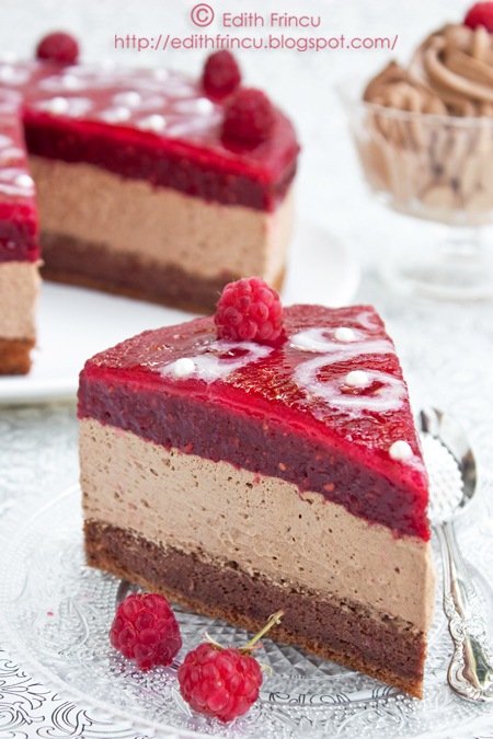 tort ganache cu jeleu de zmeura