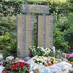 2009 09 19 Monument au Père-Lachaise (3).JPG
