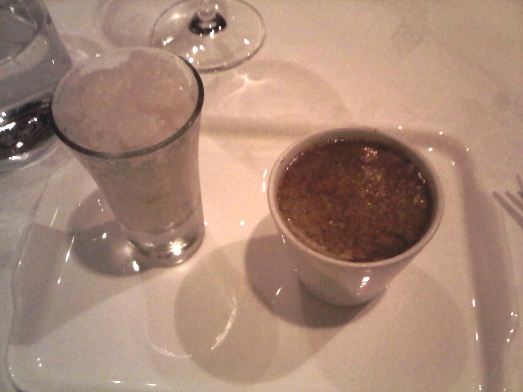 [IMG-20111224-00463x2.jpg]